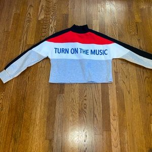Zara Trafaluc “turn on the music” cropped shirt